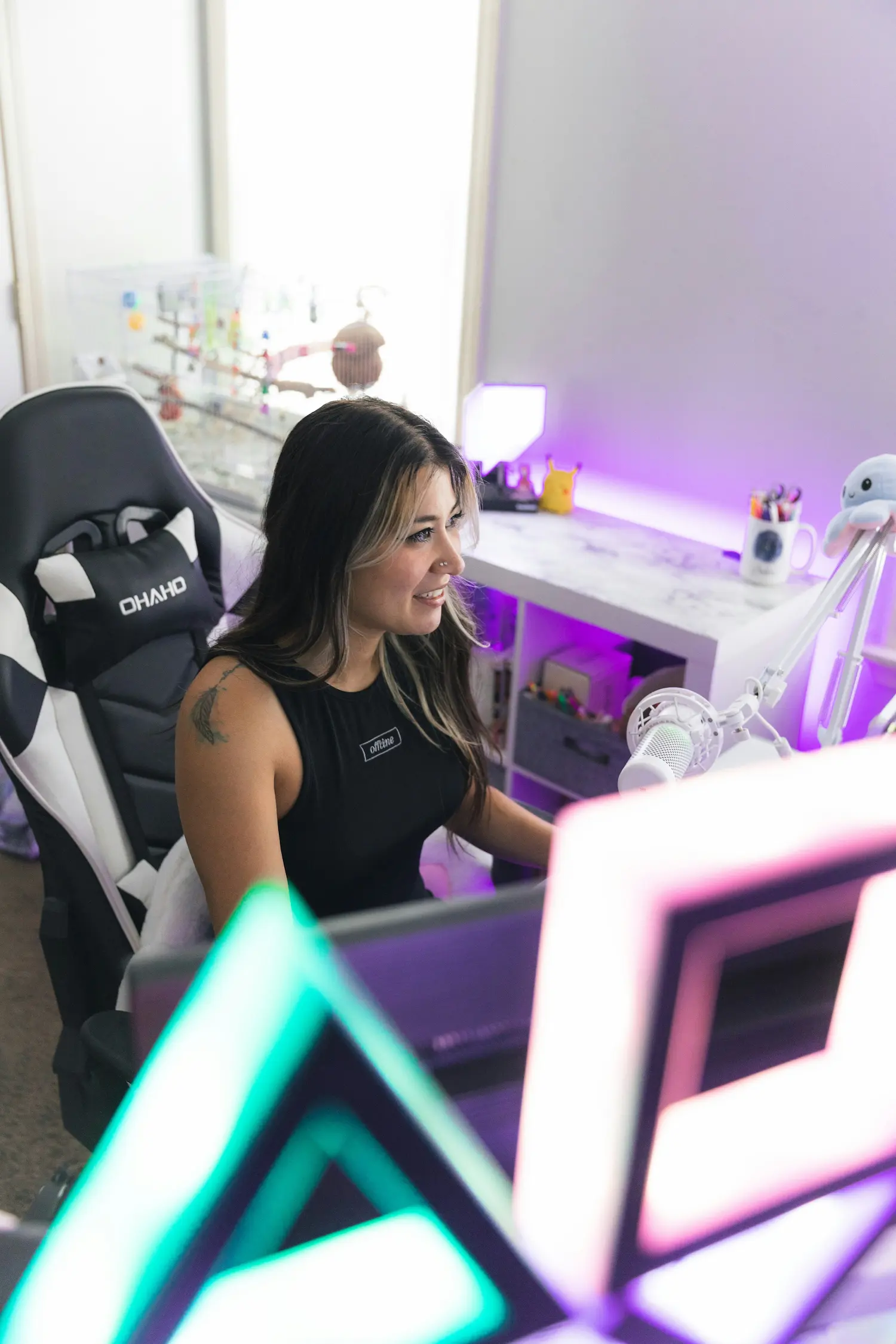 α
10 Kawaii Ideas for Gaming Setup Every Girl Will Love 8 best game room setups