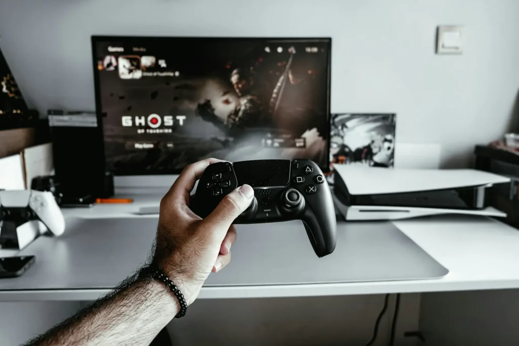 ¿Indeciso entre PC y consola para jugar? 7 preguntas que te dirán cuál comprar 3 ¿Qué es mejor, una consola de videojuegos o una PC Gamer